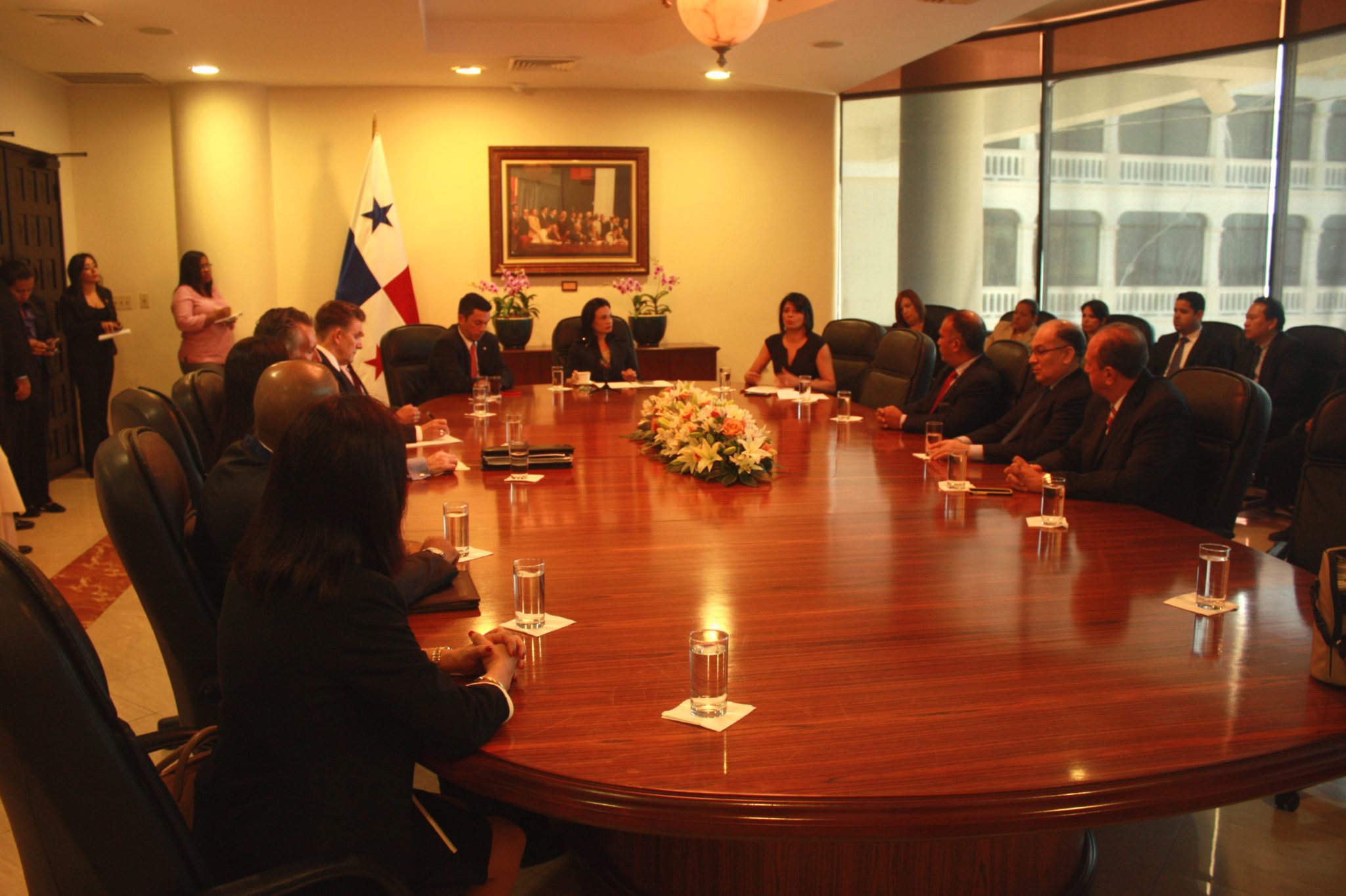 Lee más sobre el artículo Reunión sobre el  Fortalecimiento de la Legislación Anti-Soborno de Panamá