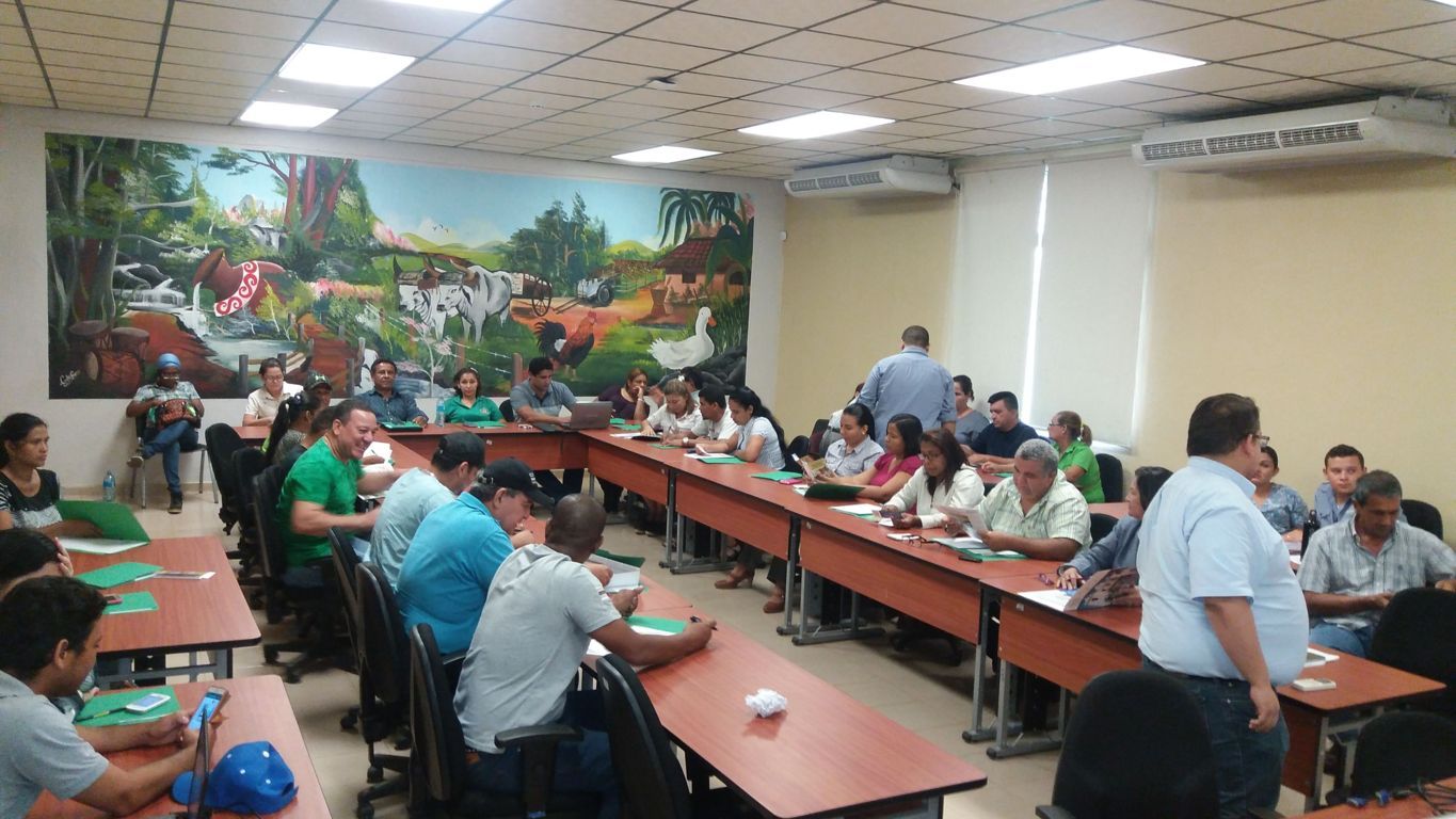 Lee más sobre el artículo Seminario taller en Veraguas dirigido a funcionarios del Instituto Nacional de Agricultura