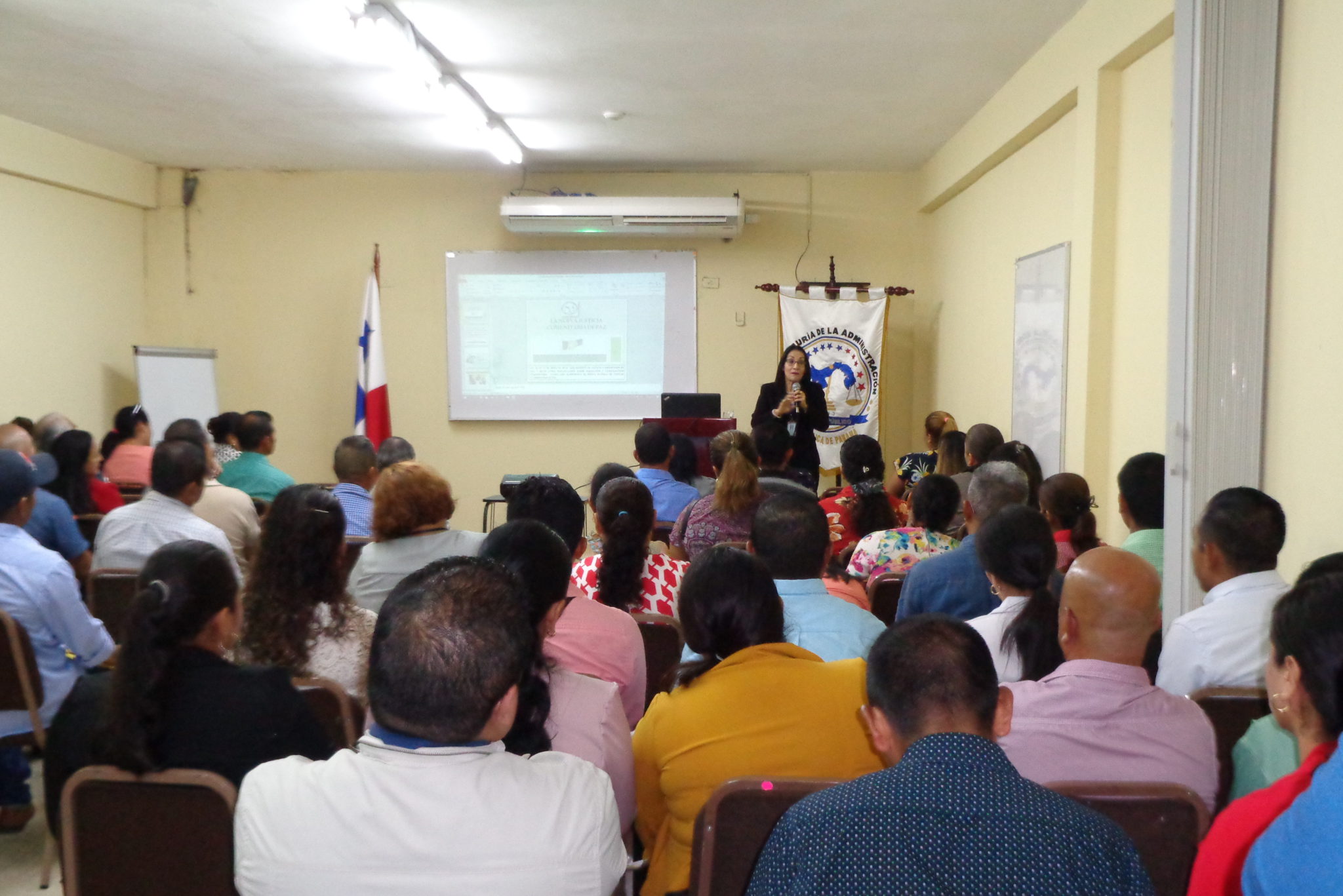Lee más sobre el artículo Capacitación sobre derecho administrativo en general en Veraguas