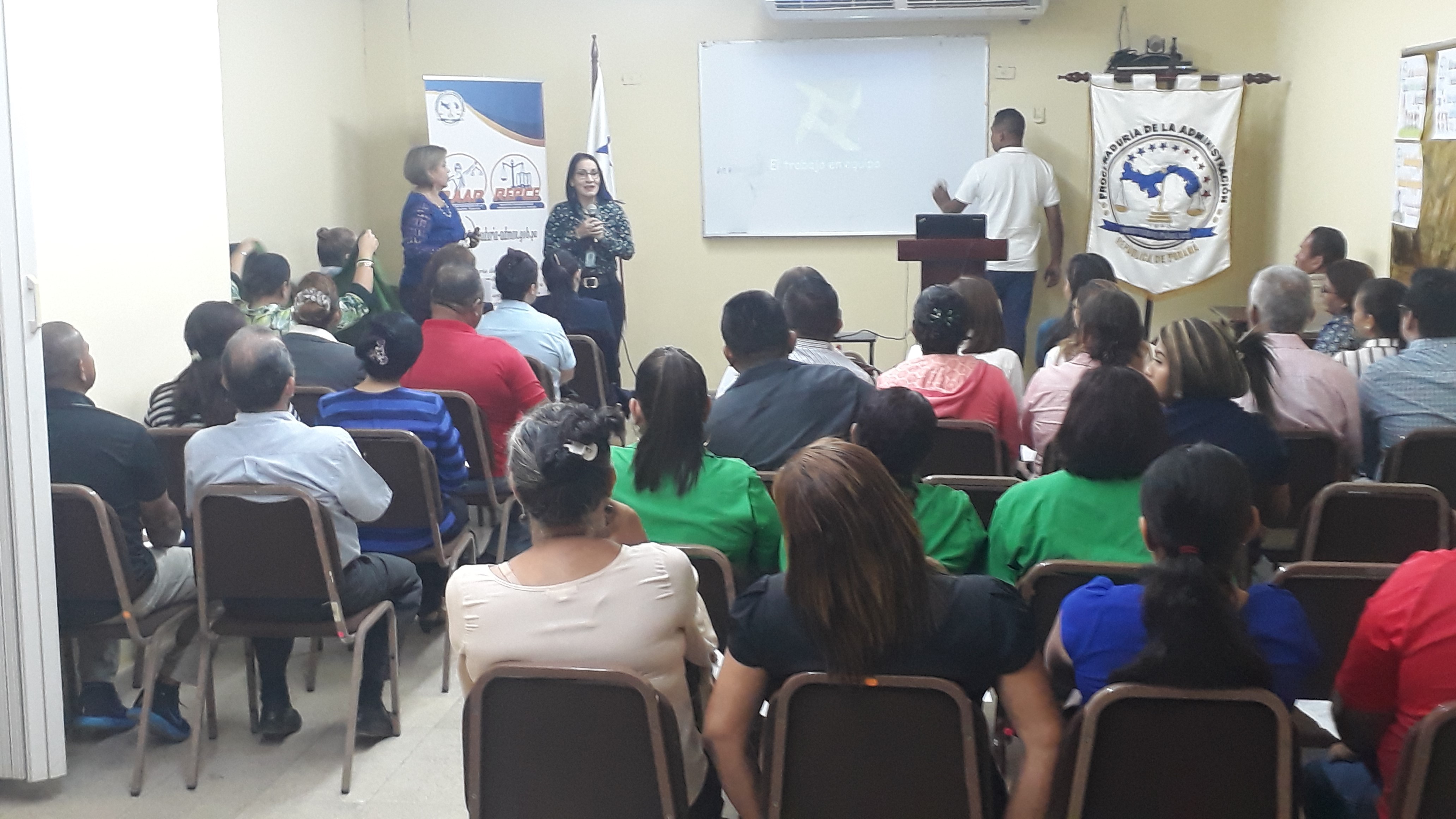 Lee más sobre el artículo Seminario en la provincia de Veraguas sobre manejo del estrés