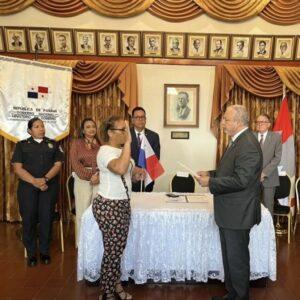 Lee más sobre el artículo Secretaría Provincial de Coclé participó en acto de Juramentación de extranjero naturalizado