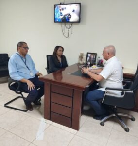Lee más sobre el artículo EN LOS SANTOS, LA PROCURADURÍA DE LA ADMINISTRACIÓN COORDINA ACCIONES CON LAS AUTORIDADES LOCALES