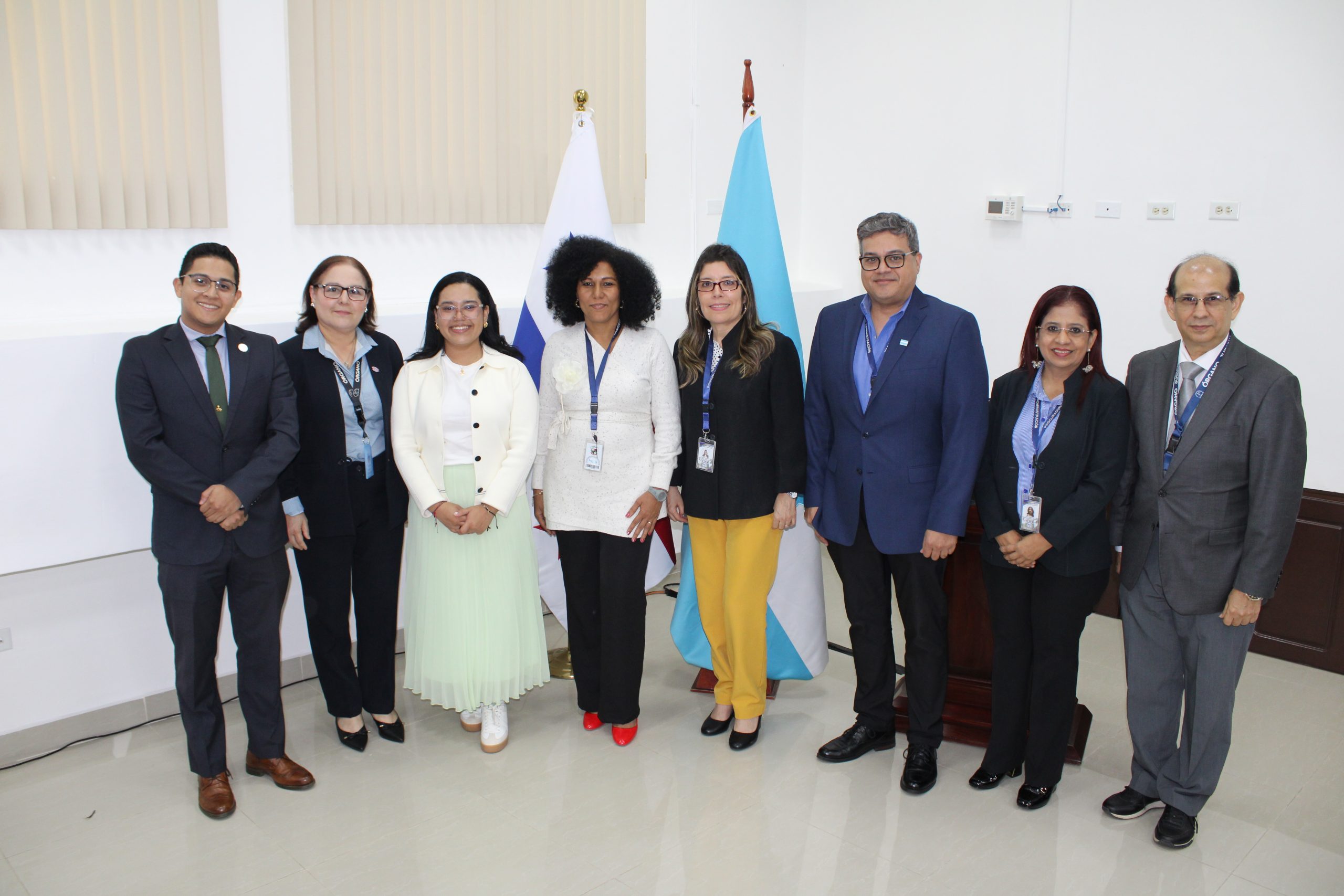 Lee más sobre el artículo INTERCAMBIO INSTITUCIONAL FORTALECE LA MEDIACIÓN COMUNITARIA ENTRE PANAMÁ Y HONDURAS
