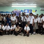 ESTUDIANTES DEL TELE BÁSICO DE GARROTE SIEMBRAN CIBERPAZ EN COLÓN