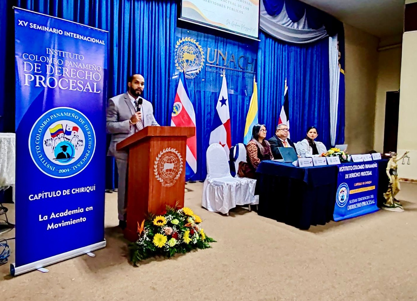 Lee más sobre el artículo GIULIANO MAZZANTI PARTICIPA COMO EXPOSITOR EN SEMINARIO INTERNACIONAL SOBRE NUEVAS TENDENCIAS DEL DERECHO PROCESAL