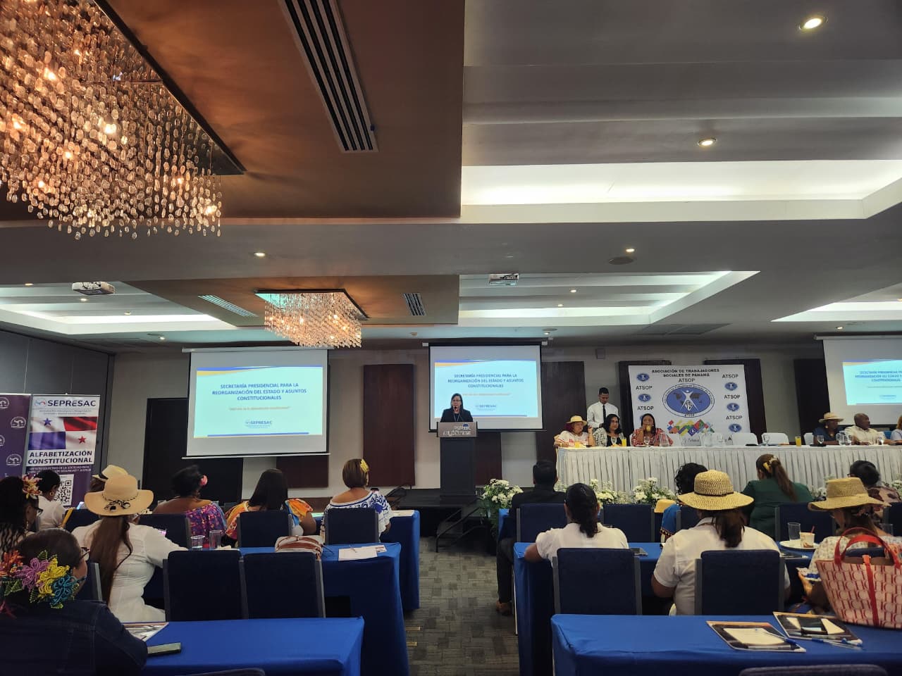 Lee más sobre el artículo CONFERENCIA SOBRE “ALFABETIZACIÓN CONSTITUCIONAL” EN LA ASOCIACIÓN DE TRABAJADORES SOCIALES DE PANAMÁ