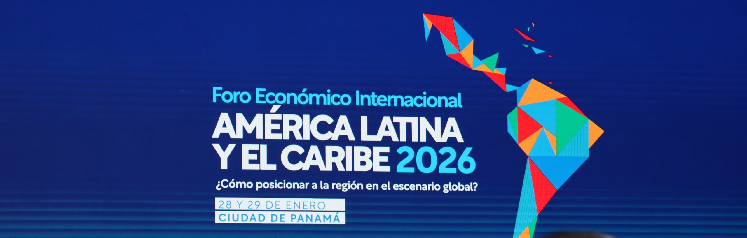 Lee más sobre el artículo PROCURADORA DE LA ADMINISTRACIÓN PARTICIPA EN LA APERTURA DE FORO ECONÓMICO INTERNACIONAL