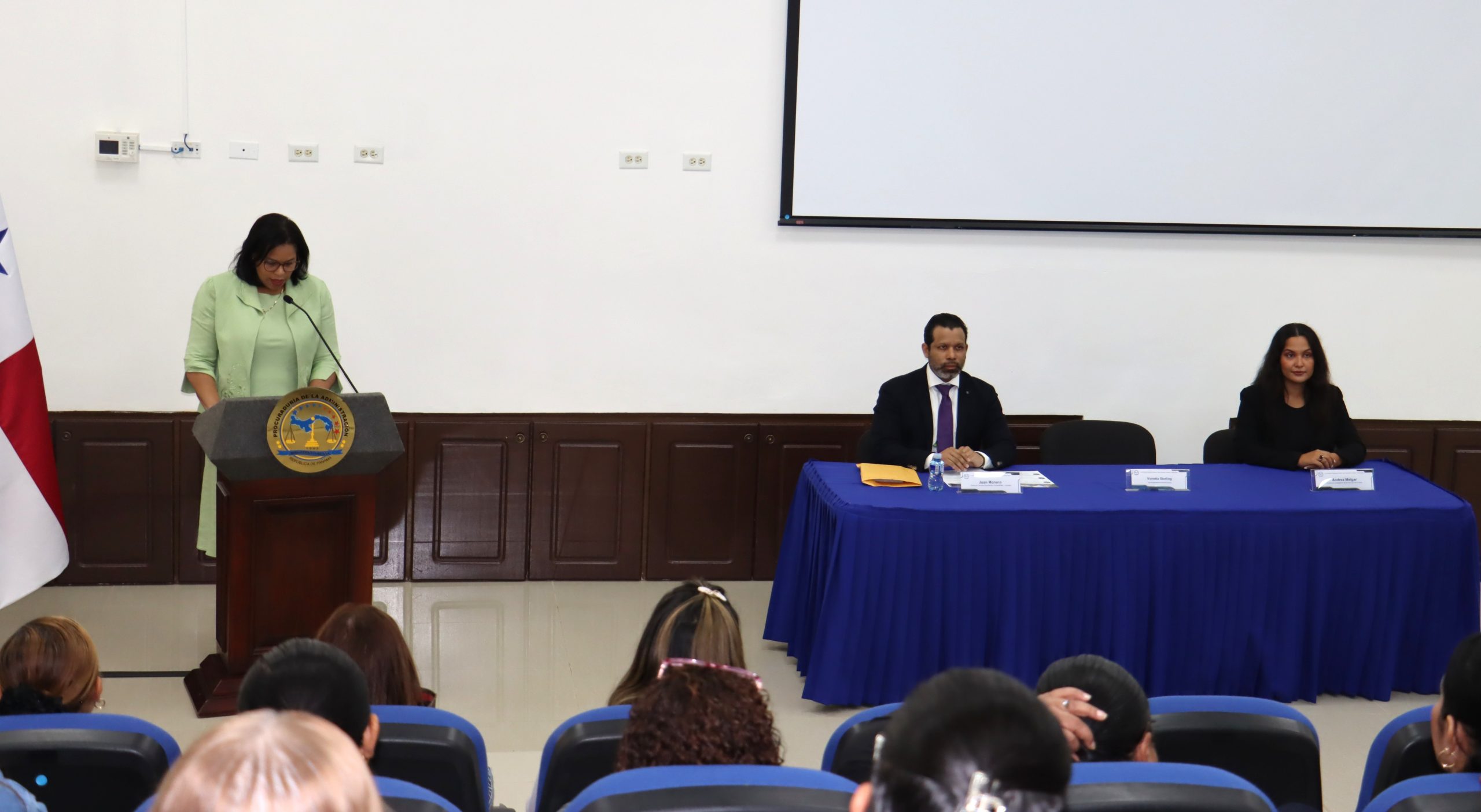 Lee más sobre el artículo INVESTIGADORES DEL CIEPS DICTAN CONFERENCIA SOBRE MOVILIDAD SOCIAL Y EDUCACIÓN