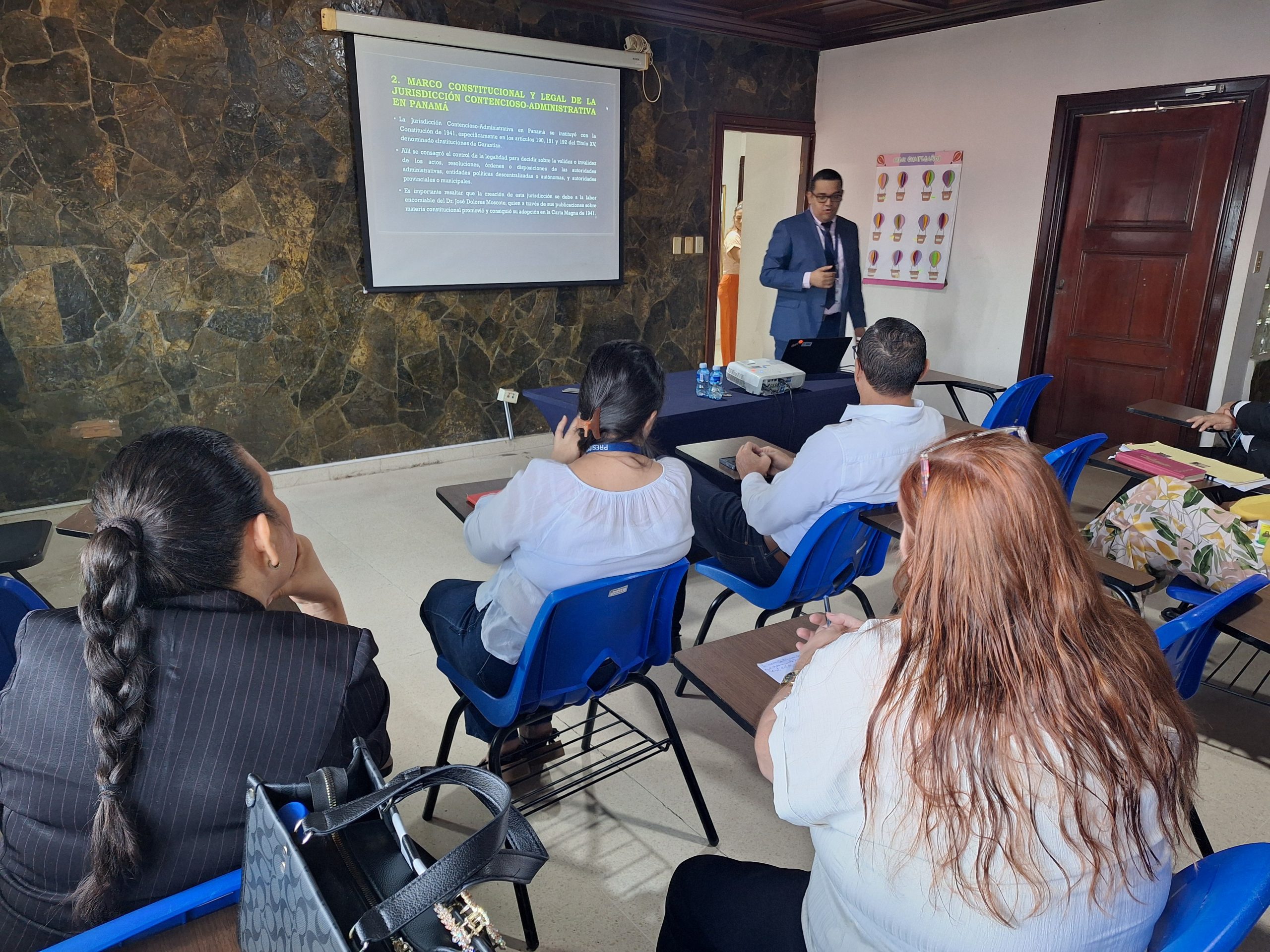 Lee más sobre el artículo CAPACITACIÓN EN HERRERA FORTALECE CONOCIMIENTOS SOBRE LA ACCIÓN CONTENCIOSO-ADMINISTRATIVA DE PLENA JURISDICCIÓN