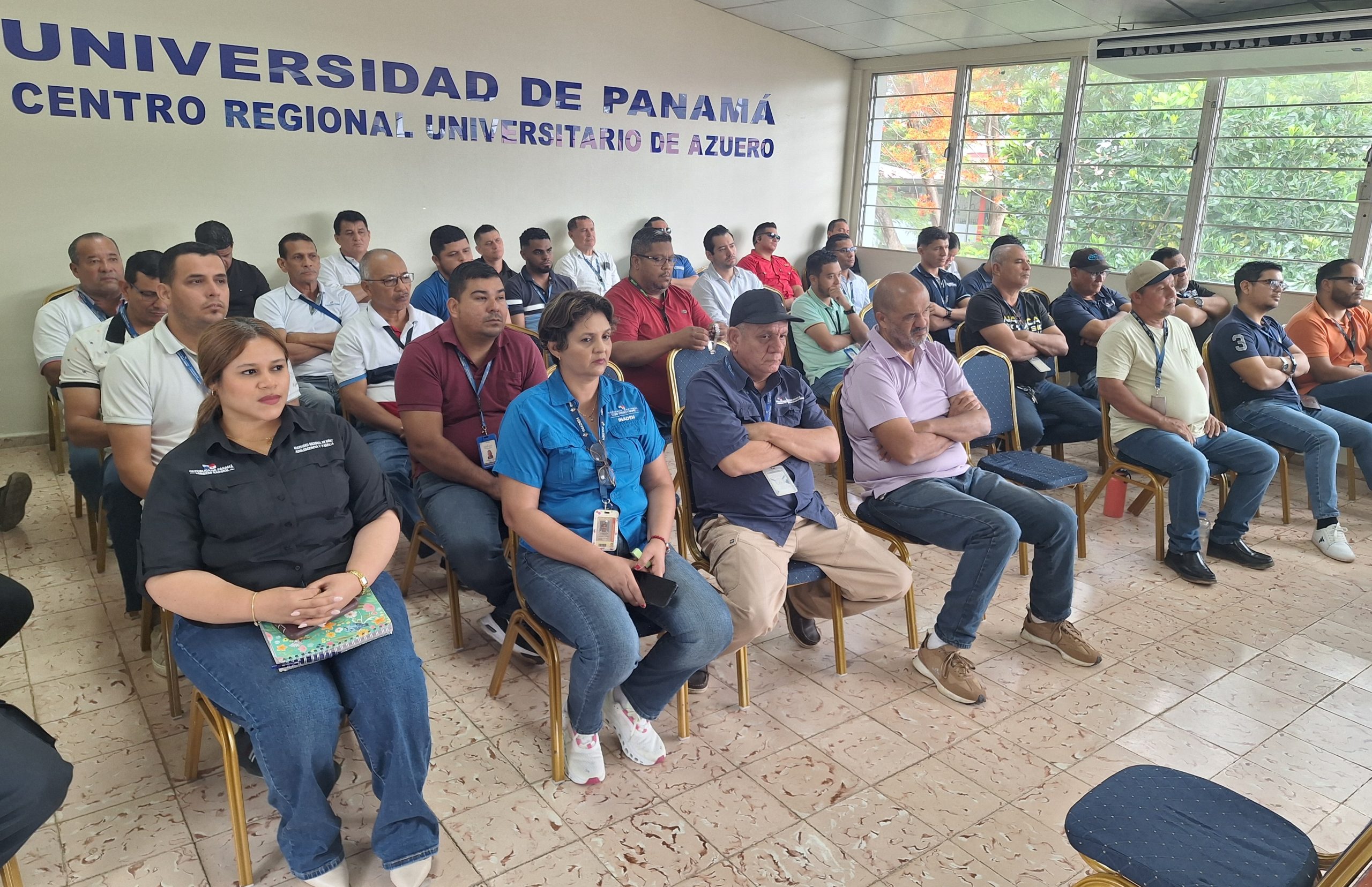 Lee más sobre el artículo SECRETARÍA PROVINCIAL DE HERRERA DE LA PROCURADURÍA DE LA ADMINISTRACIÓN CONMEMORA EL DÍA DEL CONDUCTOR CON JORNADA DE CAPACITACIÓN