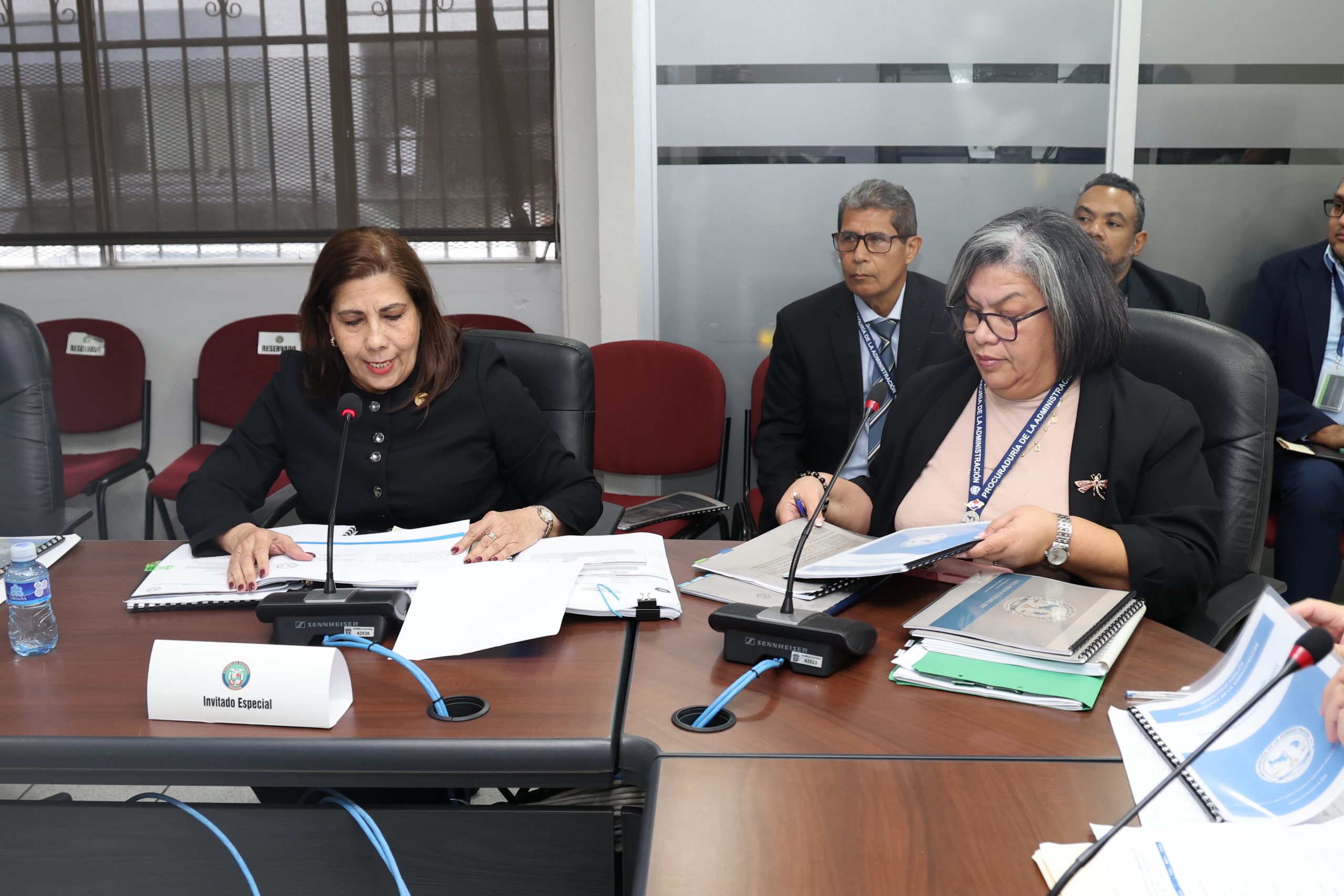 Lee más sobre el artículo PROCURADORA DE LA ADMINISTRACIÓN SUSTENTA ANTE LA COMISIÓN DE PRESUPUESTO EL PROYECTO PRESUPUESTARIO PARA 2027